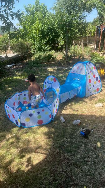 Детска палатка и тента 3 в 1 с тунел и 50 цветни топки ПОДАРЪК – голям комплект за безкрайна игра у дома 